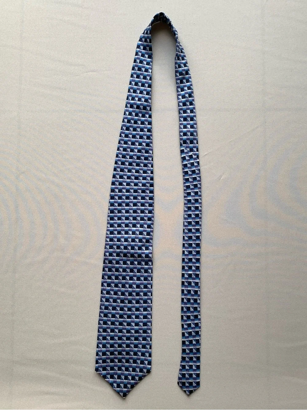 Calvin Klein classic geometric